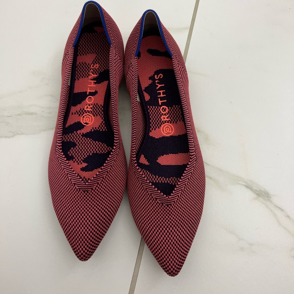 Rothy's The Point Navy/Pink Size 10.5